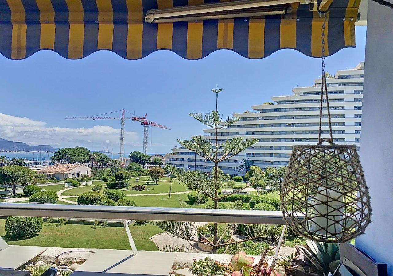 T1Bis Vue Mer Et Port Marina Baie Des Anges Villeneuve-Loubet Exterior photo